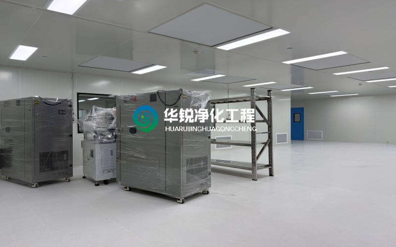 無塵車間裝修施工標(biāo)準(zhǔn) 華銳凈化專業(yè)團(tuán)隊全程落地